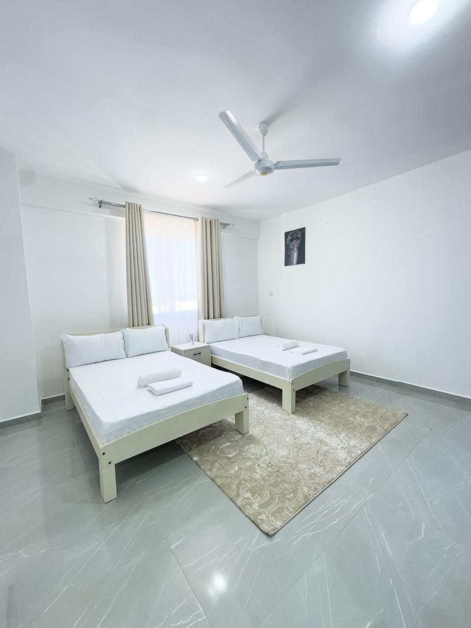 Master bed 2